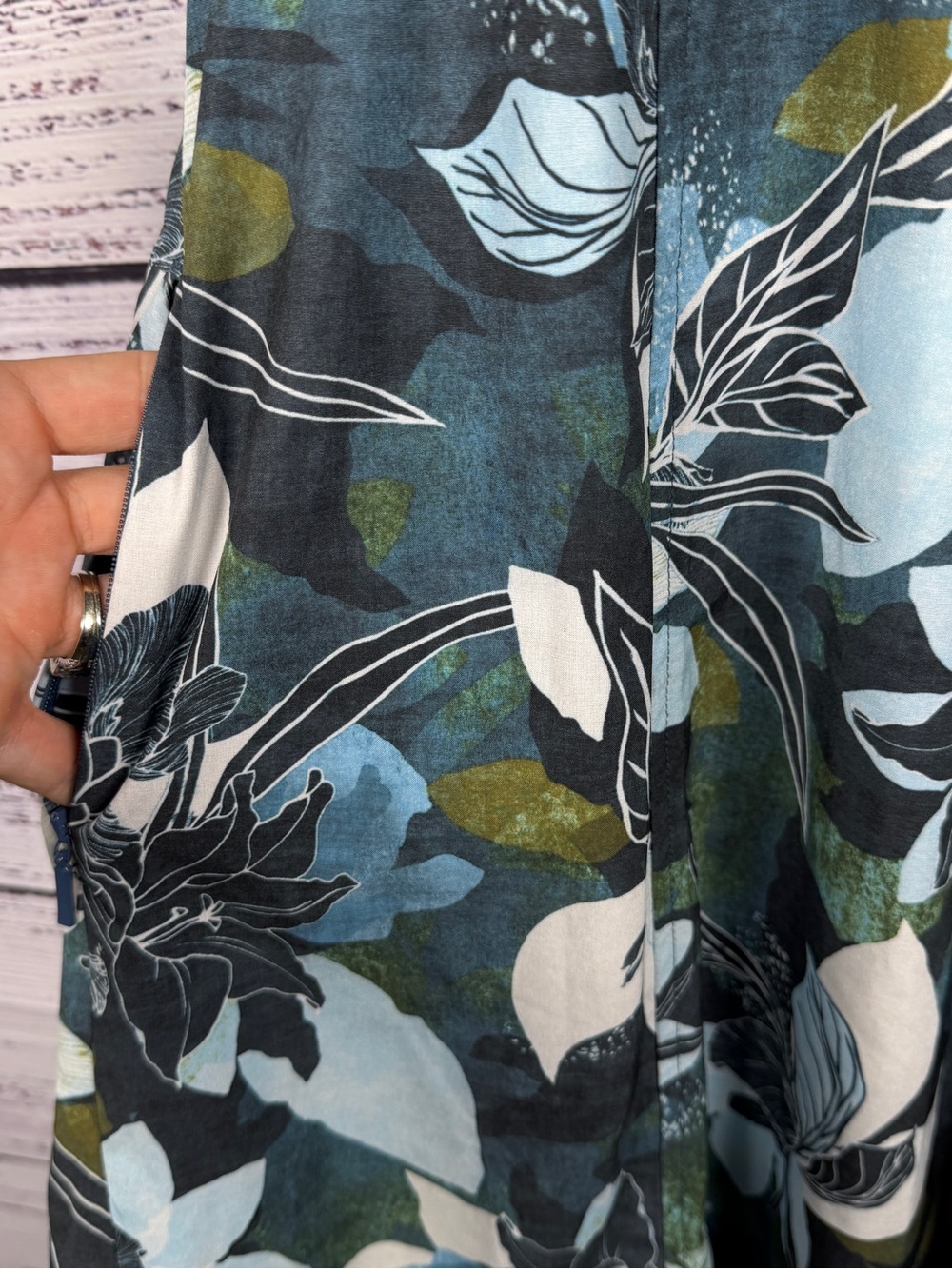 Athleta Lily Pack Everywhere Dress UPF 50+ Size 10 Pockets - Picture 6 of 11